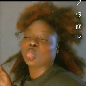 Meet your Posher, Teaonia